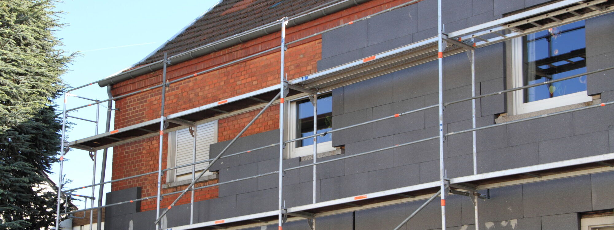 Travaux de peinture ext&eacute;rieure et nettoyage de fa&ccedil;ade pr&egrave;s de Colmar et Saint-Louis Wittenheim