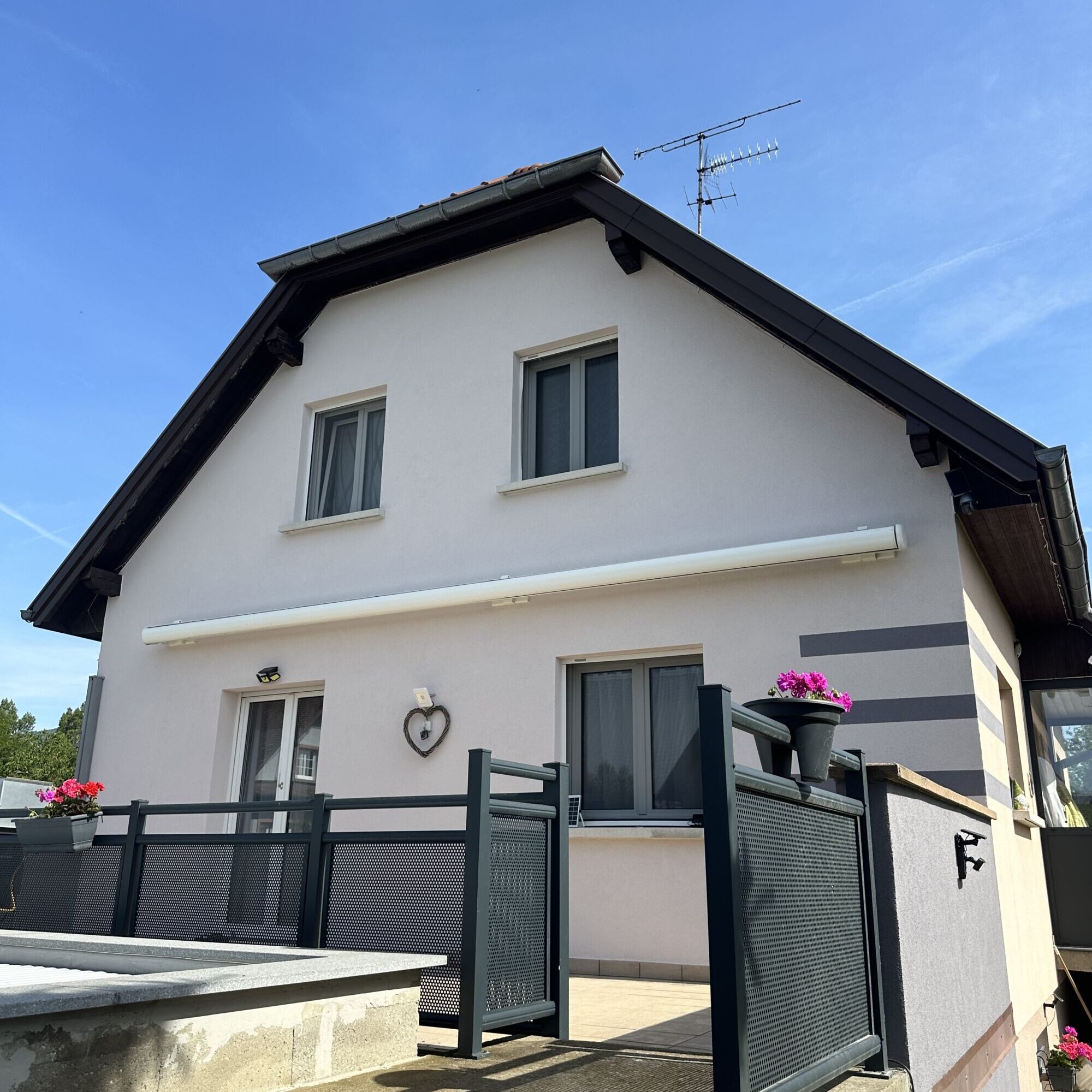 Comment savoir si les fissures de votre fa&ccedil;ade sont inqui&eacute;tantes ? Rixheim