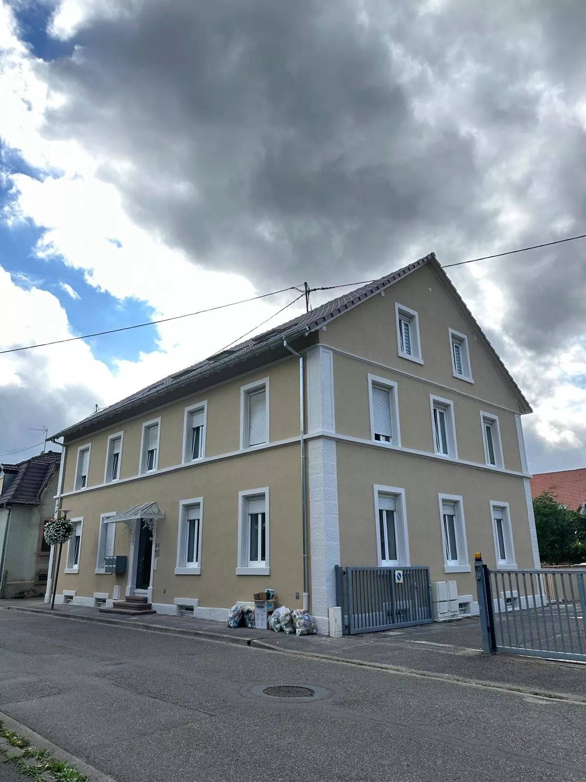 Rénovation d’une maison à Buhl (68) : toiture et ravalement de façade Illzach